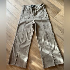 Joseph Ribkoff Women's Java wide leg, party pants, beautiful leg sequins design!